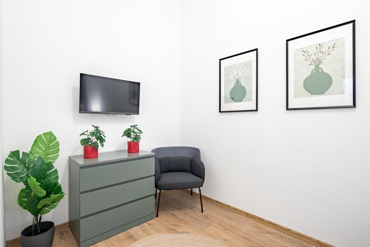 Central - New - Comfy Ac Studio Βουδαπέστη Εξωτερικό φωτογραφία