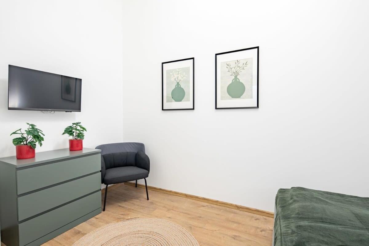 Central - New - Comfy Ac Studio Βουδαπέστη Εξωτερικό φωτογραφία